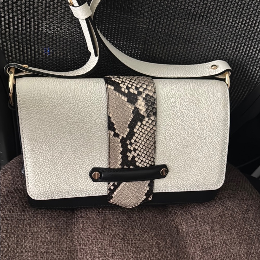 Elegant White and Black Snake Print Women's Bag